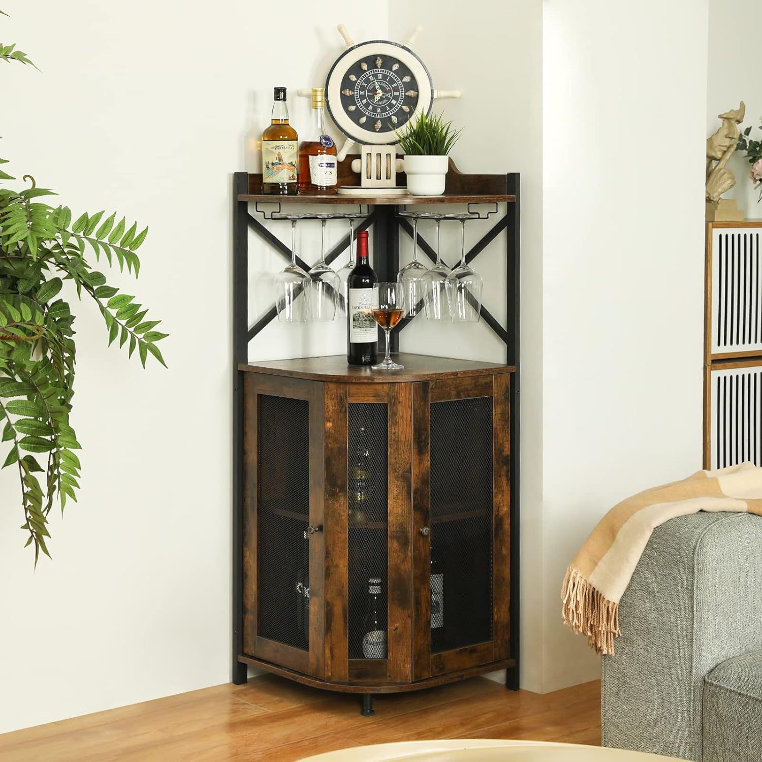 خزانة بار زاوية مع حامل زجاجات - مراجعة Home Bar Shelves وسعره
